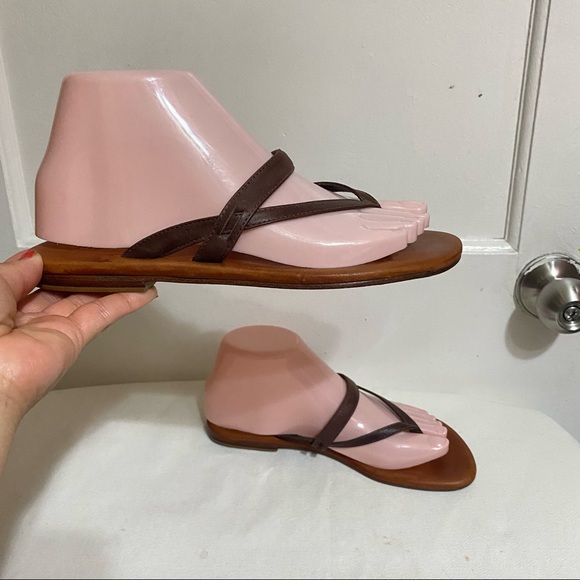 Eileen Fisher Women’s 7 Black Double Strap Flip Flop Leather Sandals - Picture 3 of 8